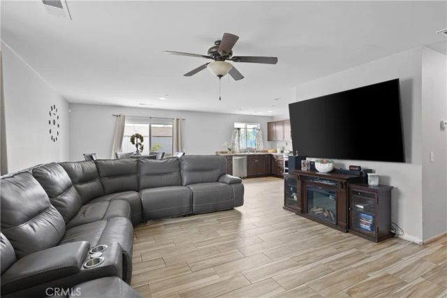 3411 Bryce Canyon Way, Perris, CA 92570