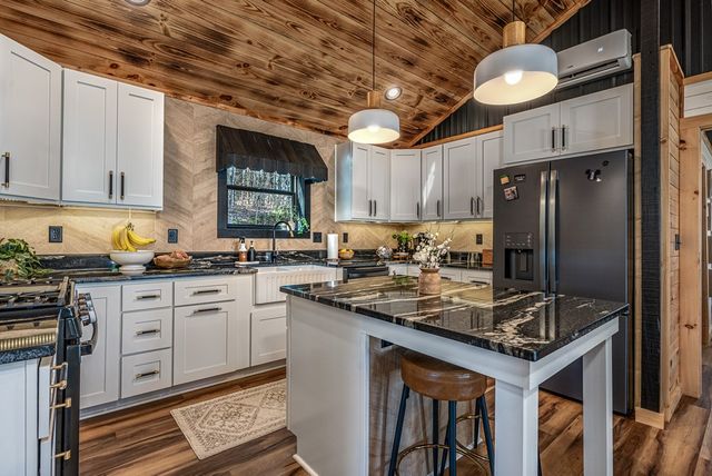 205 Ross Ridge Road, Murphy, NC 28906