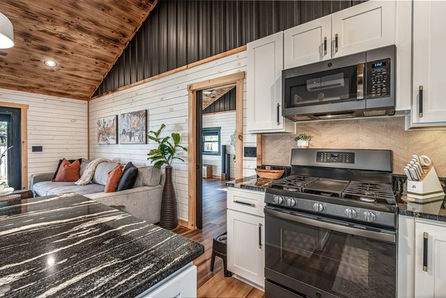 205 Ross Ridge Road, Murphy, NC 28906