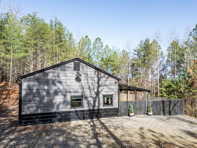 205 Ross Ridge Road, Murphy, NC 28906