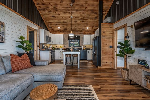 205 Ross Ridge Road, Murphy, NC 28906