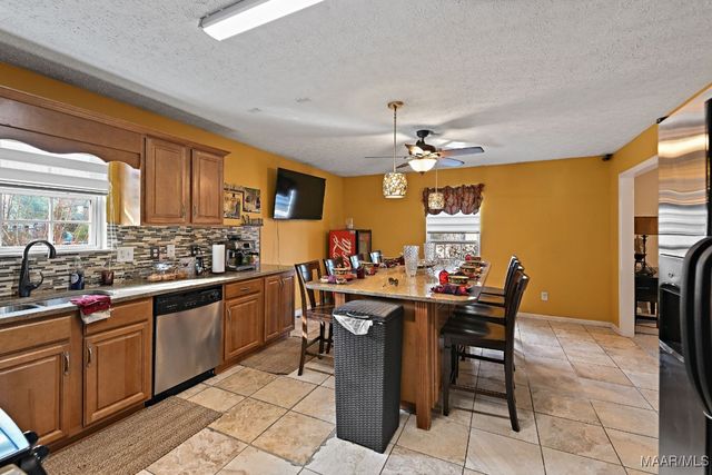 51 Kingston Drive, Pike Road, AL 36064