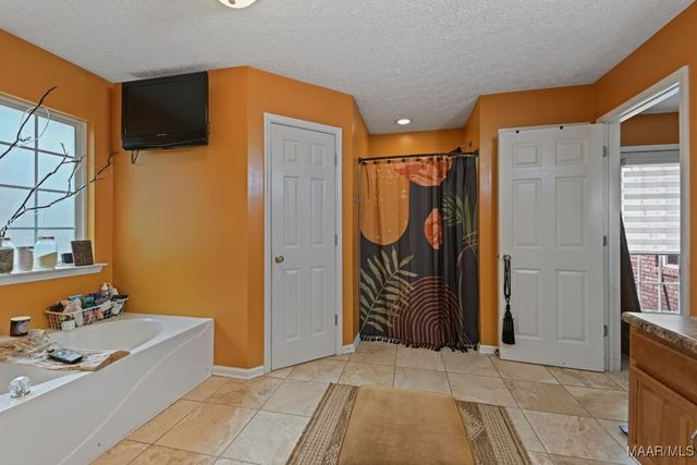 51 Kingston Drive, Pike Road, AL 36064