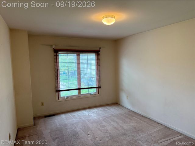 37424 Stonegate Circle, Clinton Charter Township, MI 48036