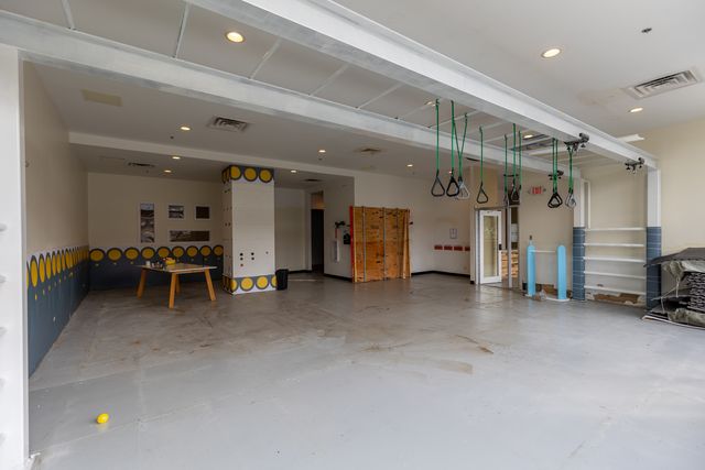 6805 Stanley Avenue, Berwyn, IL 60402