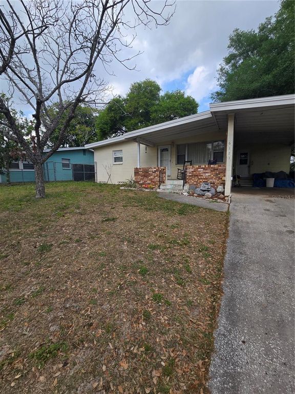 Image 4 of property listing at 6121 W AMELIA STREET, Orlando, FL 32835
