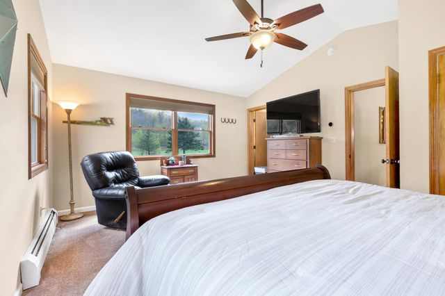 990 Main Street, Cavendish, VT 05153