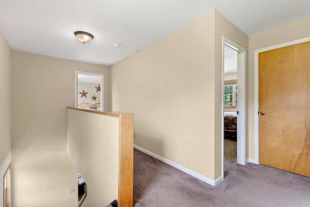 990 Main Street, Cavendish, VT 05153