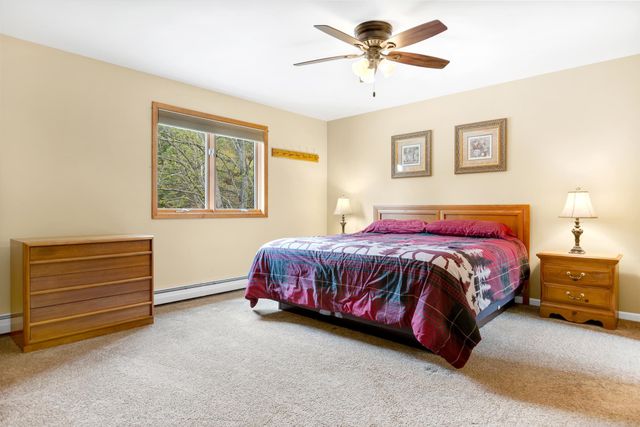 990 Main Street, Cavendish, VT 05153