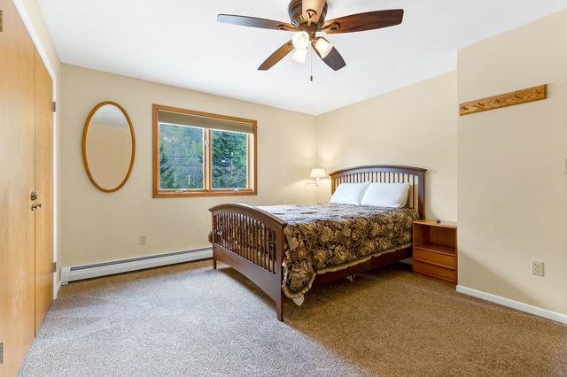 990 Main Street, Cavendish, VT 05153