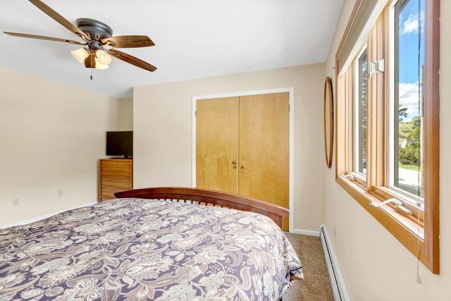 990 Main Street, Cavendish, VT 05153
