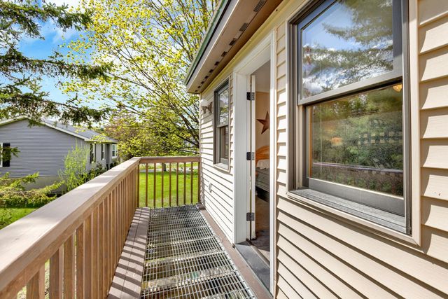 990 Main Street, Cavendish, VT 05153