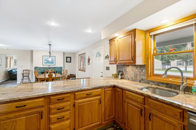 990 Main Street, Cavendish, VT 05153