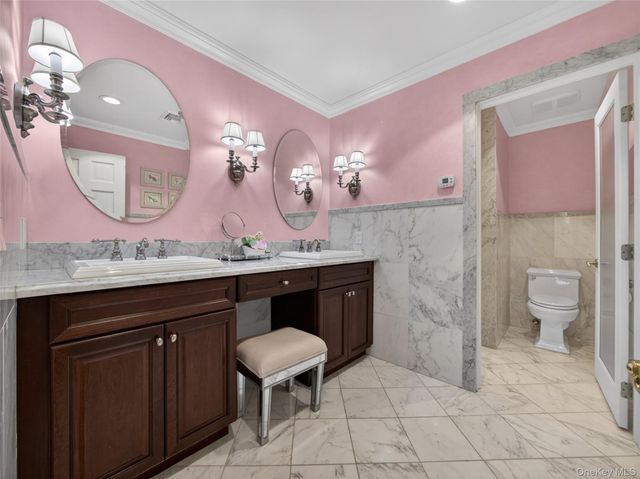 4 Abbey Road, Orangeburg, NY 10962