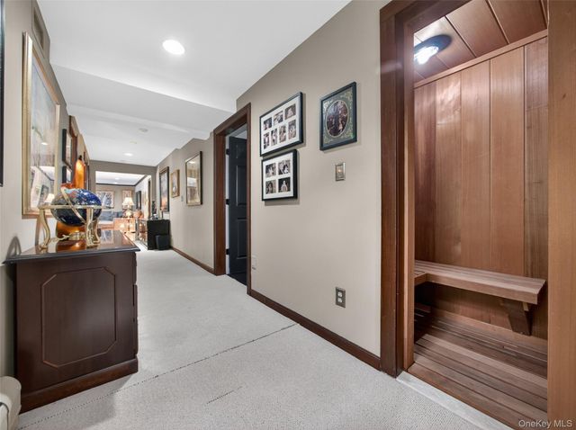 4 Abbey Road, Orangeburg, NY 10962