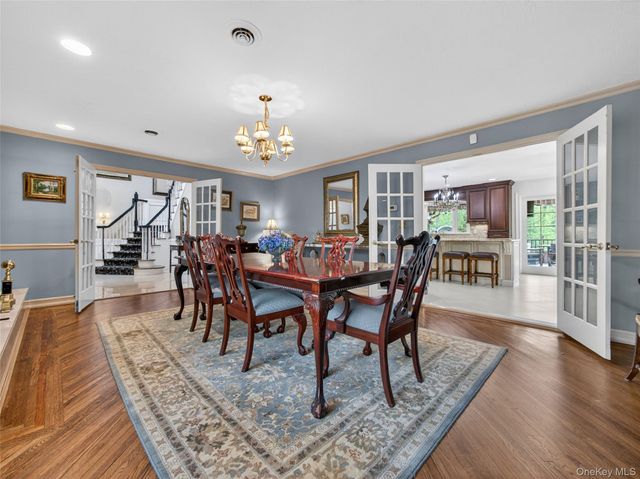 4 Abbey Road, Orangeburg, NY 10962