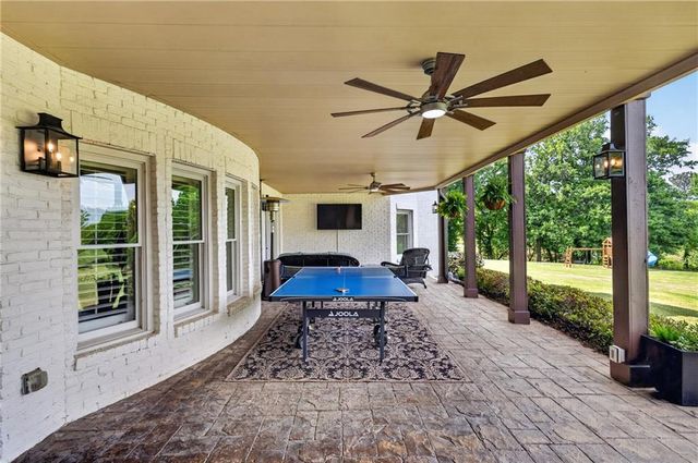 1123 Dee Kennedy Road, Auburn, GA 30011