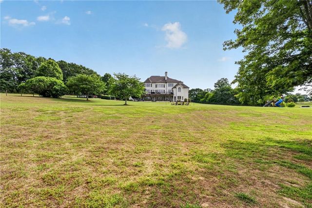 1123 Dee Kennedy Road, Auburn, GA 30011