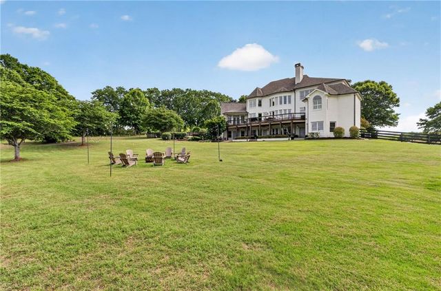 1123 Dee Kennedy Road, Auburn, GA 30011