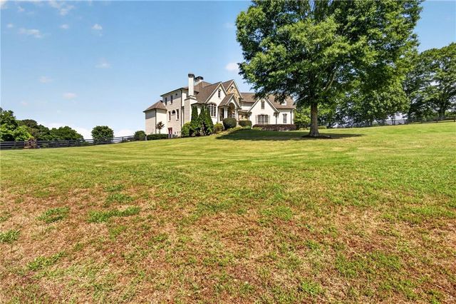 1123 Dee Kennedy Road, Auburn, GA 30011