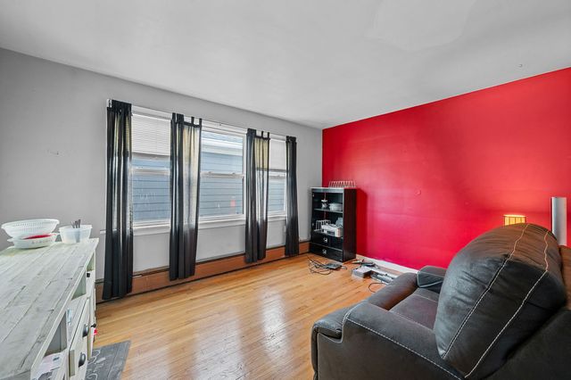 1336 Cuyler Avenue, Berwyn, IL 60402