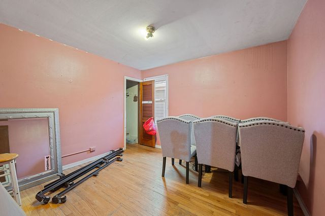 1336 Cuyler Avenue, Berwyn, IL 60402