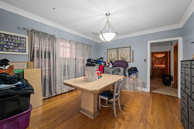 1336 Cuyler Avenue, Berwyn, IL 60402