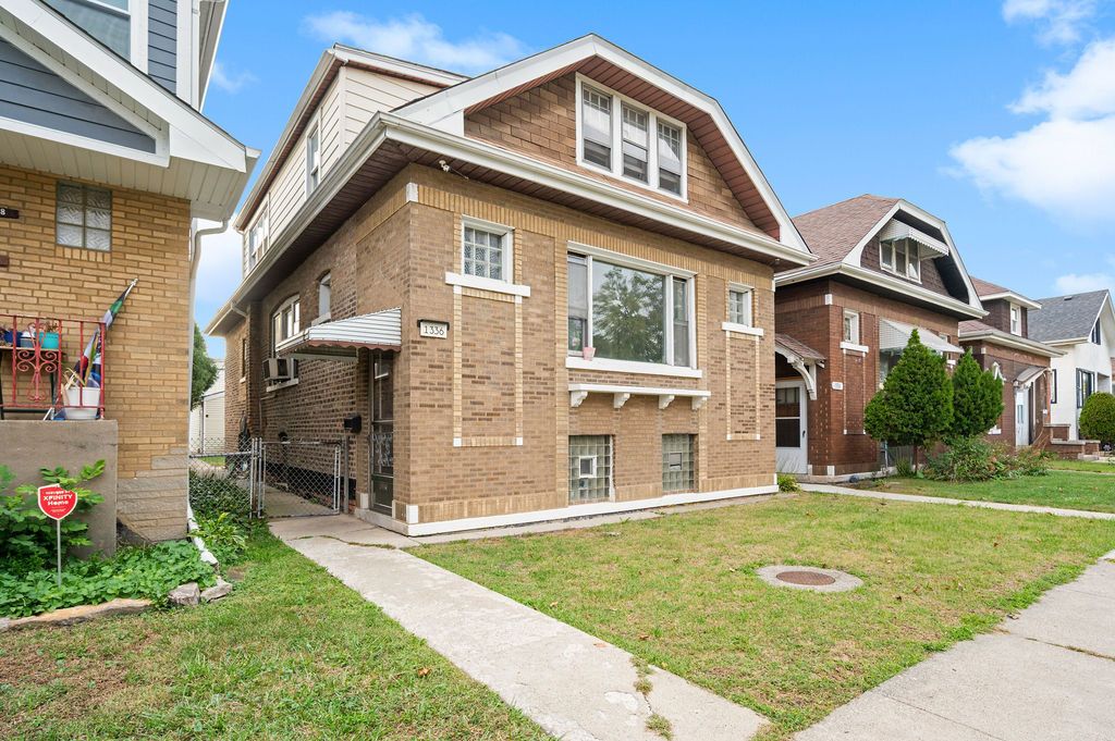 1336 Cuyler Avenue, Berwyn, IL 60402