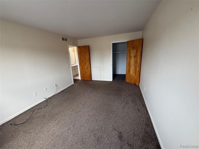 21540 Saint Gertrude Street 12, Saint Clair Shores, MI 48081