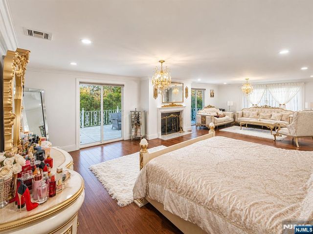 225 Saddle River Road, Saddle River, NJ 07458