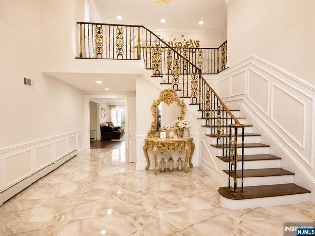 225 Saddle River Road, Saddle River, NJ 07458