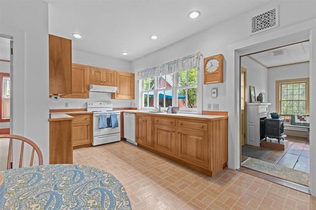 90 Congress Street, St. Albans City, VT 05478