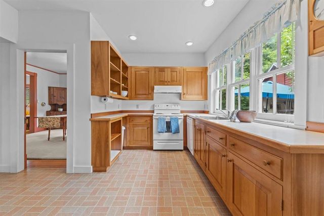 90 Congress Street, St. Albans City, VT 05478