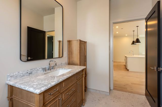 1223 Washington St 6, Norwood, MA 02062