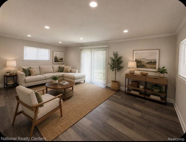 13440 Charlotte Avenue, Warren, MI 48089