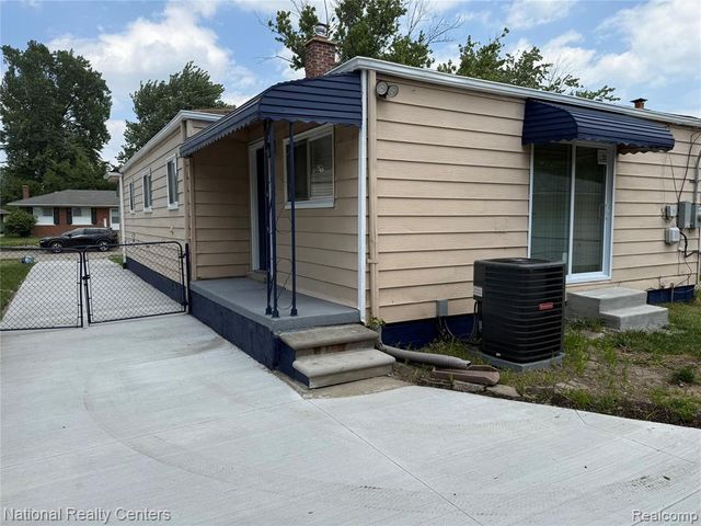 13440 Charlotte Avenue, Warren, MI 48089
