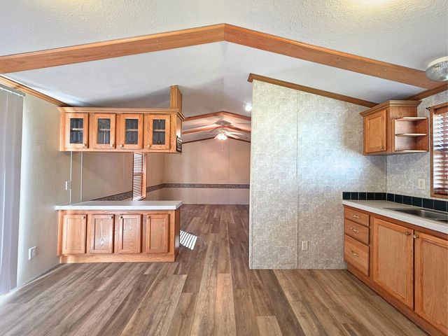 65175 E 160 Road, Wyandotte, OK 74370