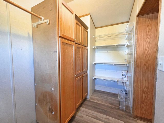 65175 E 160 Road, Wyandotte, OK 74370