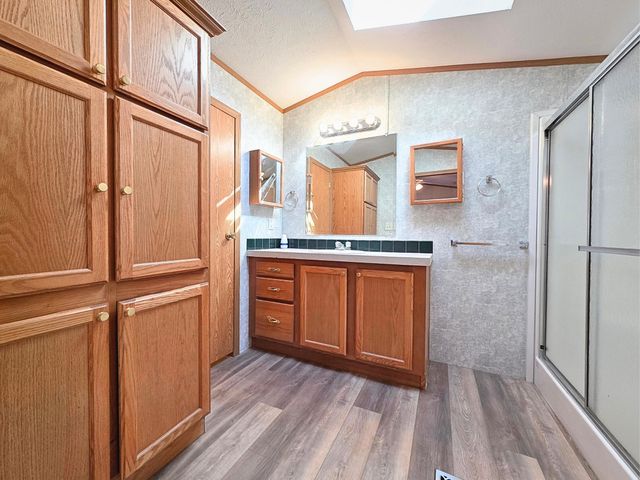 65175 E 160 Road, Wyandotte, OK 74370