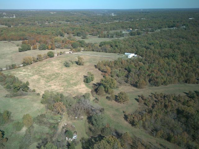 65175 E 160 Road, Wyandotte, OK 74370