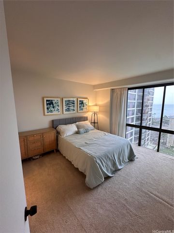 225 Queen Street 16A, Honolulu, HI 96813