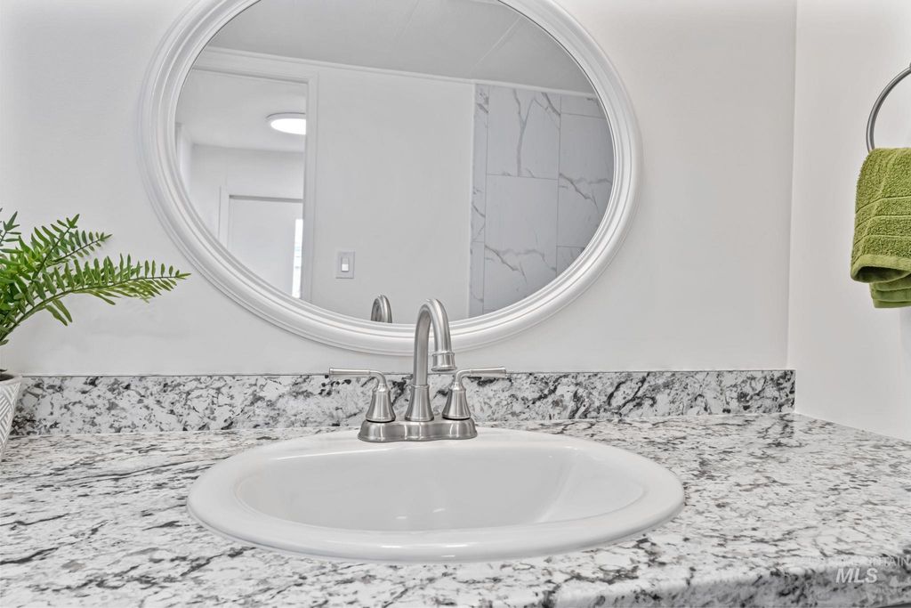 358 Bonanza Dr, Boise, ID 83713 photo 18