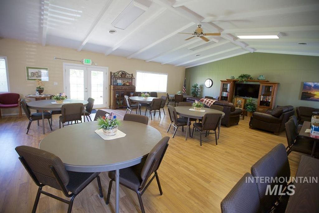 358 Bonanza Dr, Boise, ID 83713 photo 24