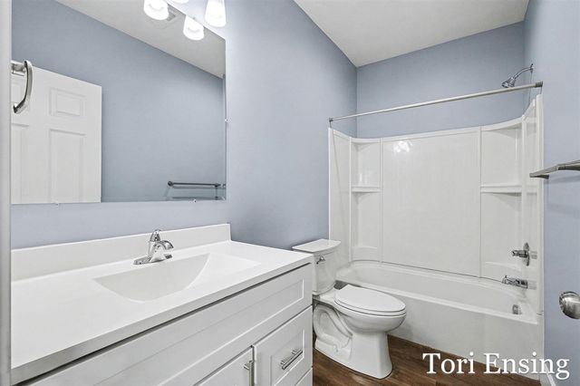 305 W Congress Street, Greenville, MI 48838