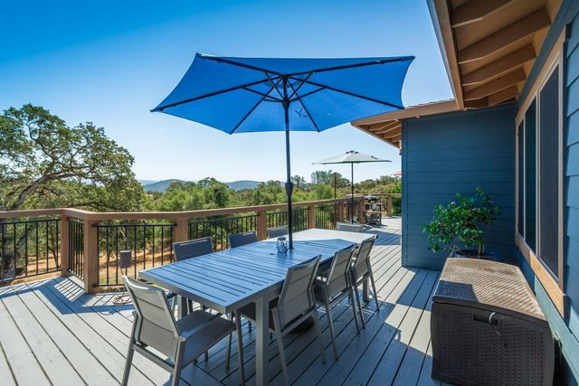 5361 Quail Hollow Ct, Pilot Hill, CA 95664