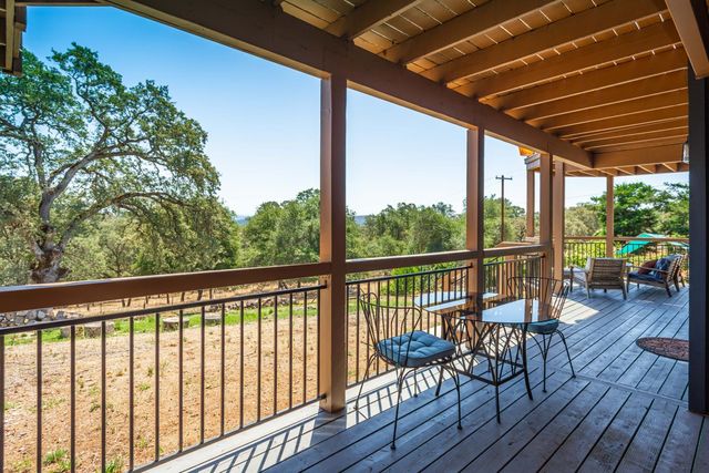 5361 Quail Hollow Ct, Pilot Hill, CA 95664