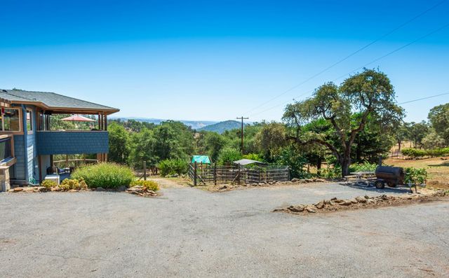 5361 Quail Hollow Ct, Pilot Hill, CA 95664