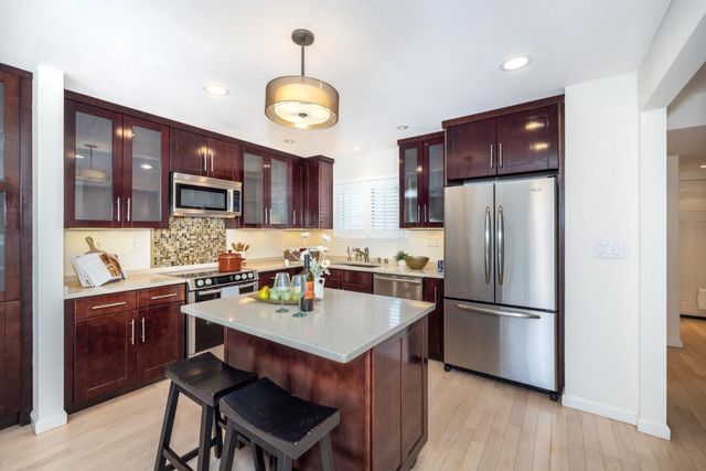 662 Draco Lane, Foster City, CA 94404