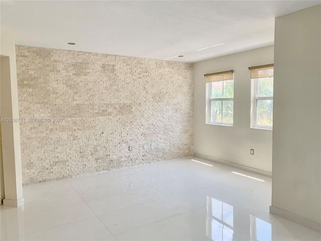 8800 NW 97th Avenue 204, Doral, FL 33178