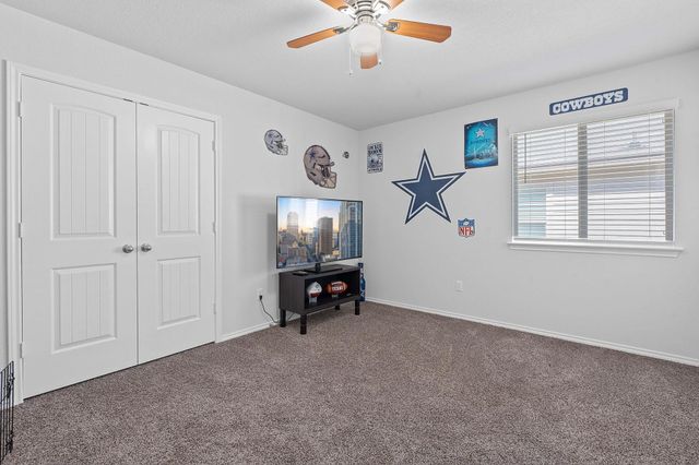 317 Yemen RD, Taylor, TX 76574